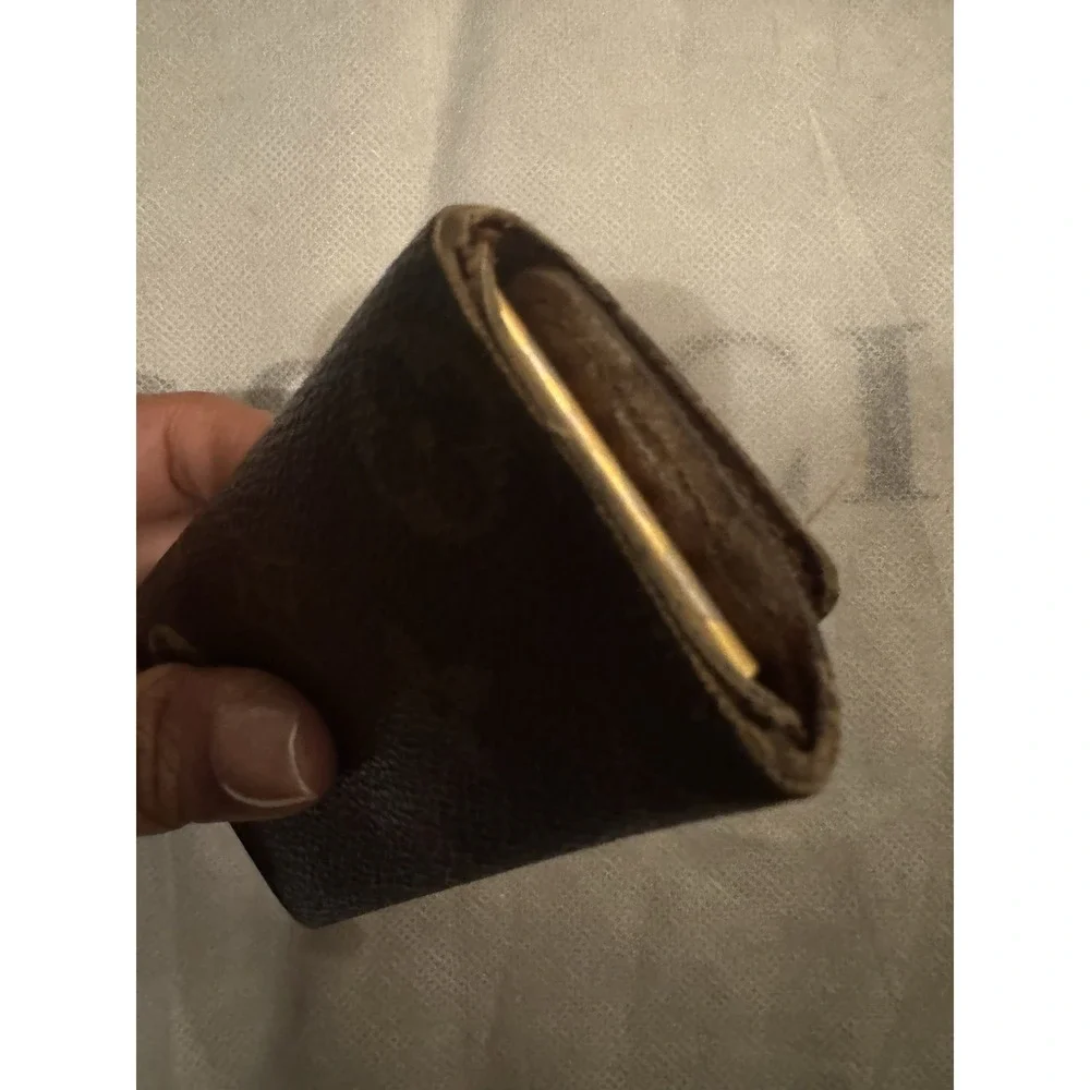 Authentic Vintage Louis Vuitton Monogram 4‎ Key Holder Case Made in France